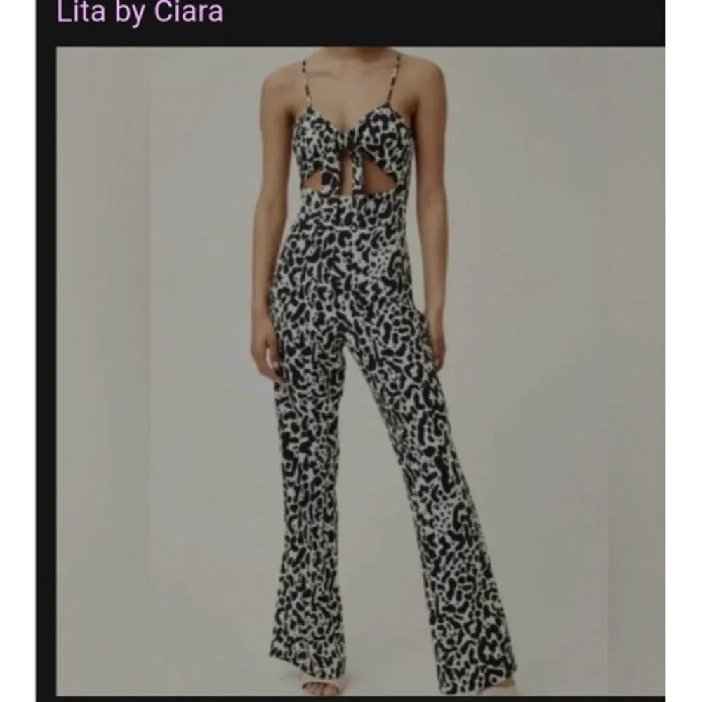 Lita by Ciara Revolve Tie Front Jumpsuit In King Cheetah‎ Print Size XXL New